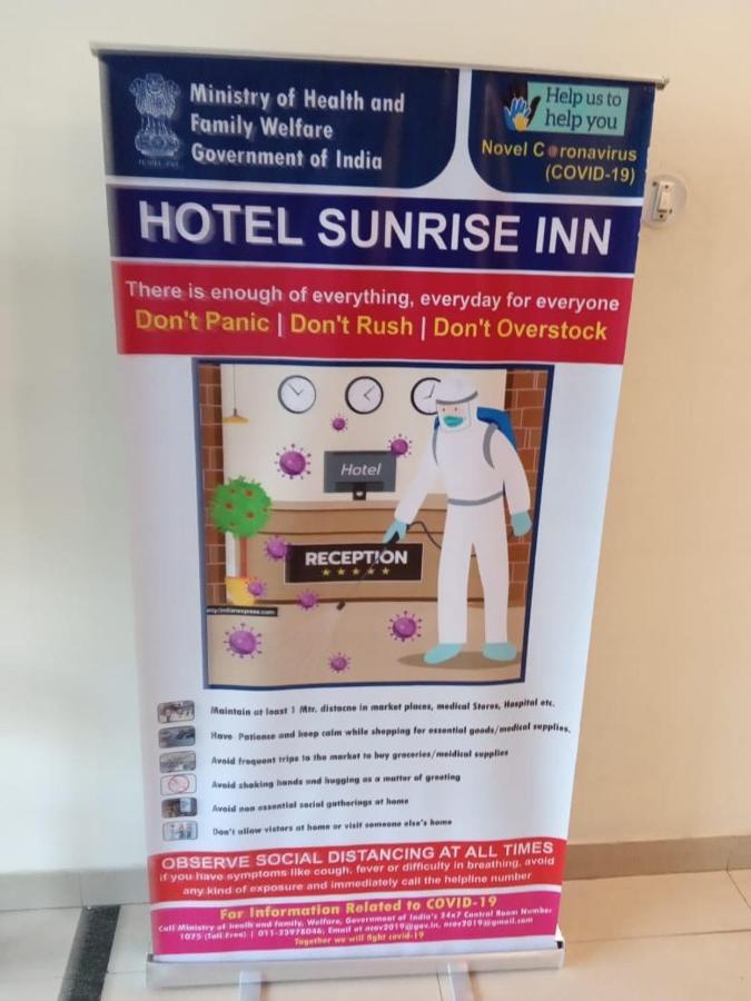 Hotel Sunrise Inn Lakhnaú Exteriér fotografie